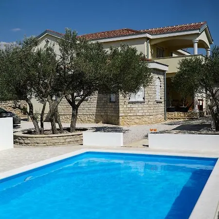 别墅 Anna 德拉格